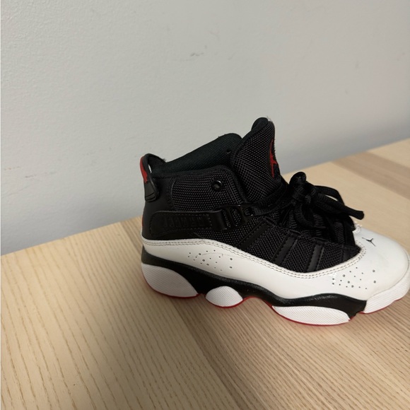 Jordan 6 Rings - Picture 4 of 8